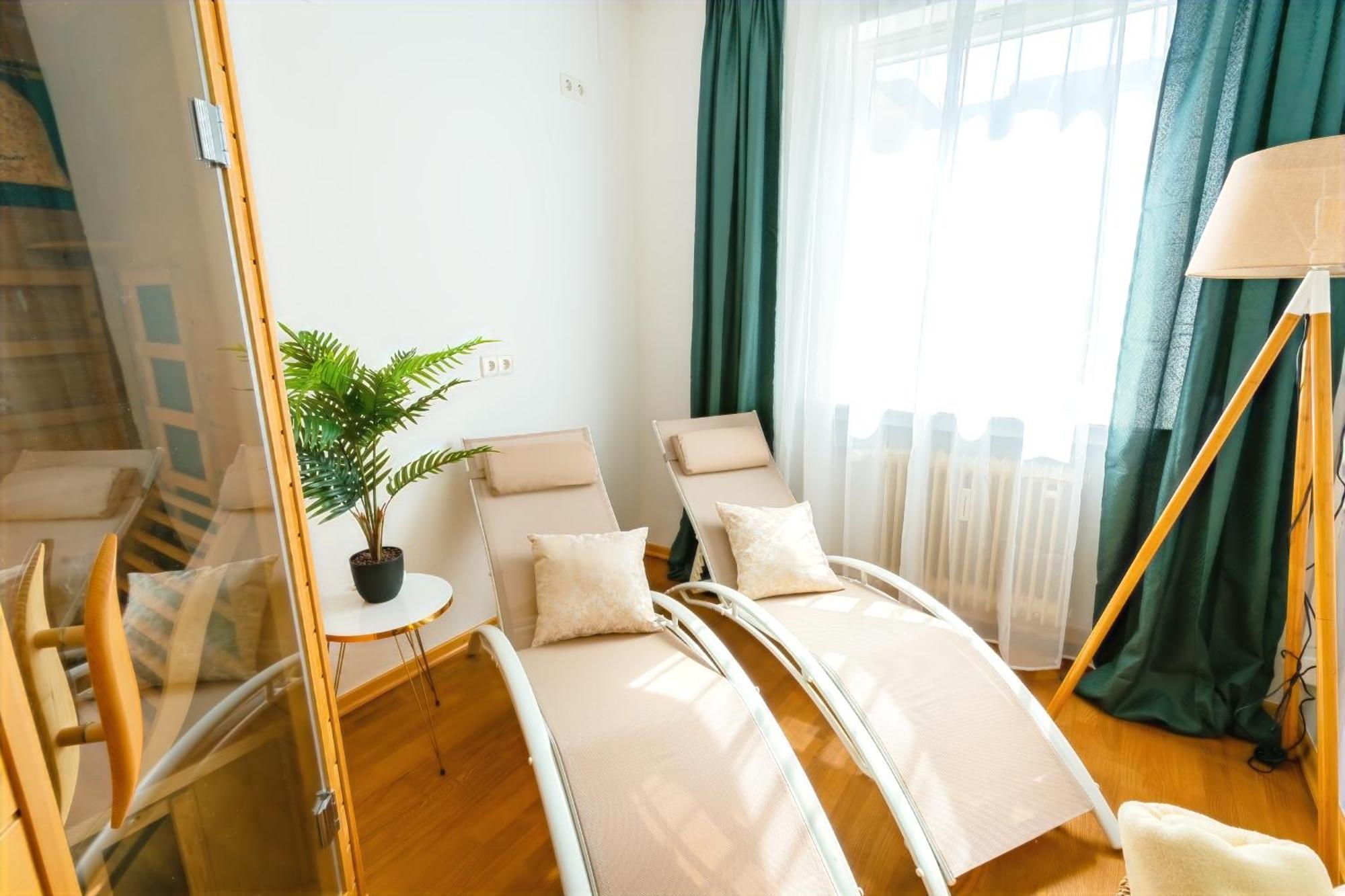 The Big Muenster Fuer Bis Zu 12, Whirlpool, Sauna, Zentral, Tischfussball, Balkon, Gasgrill อูล์ม ภายนอก รูปภาพ